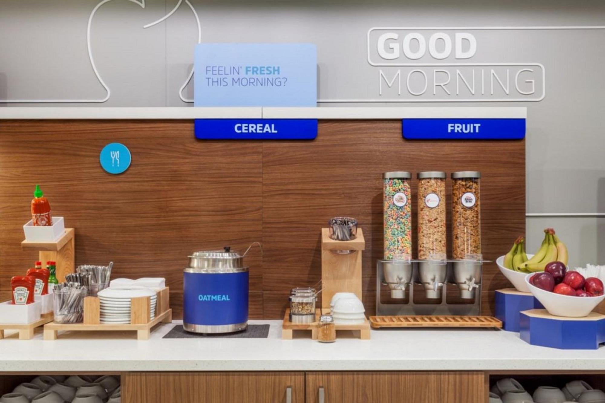 Holiday Inn Express & Suites Chicago - Oak Forest By Ihg Exteriör bild